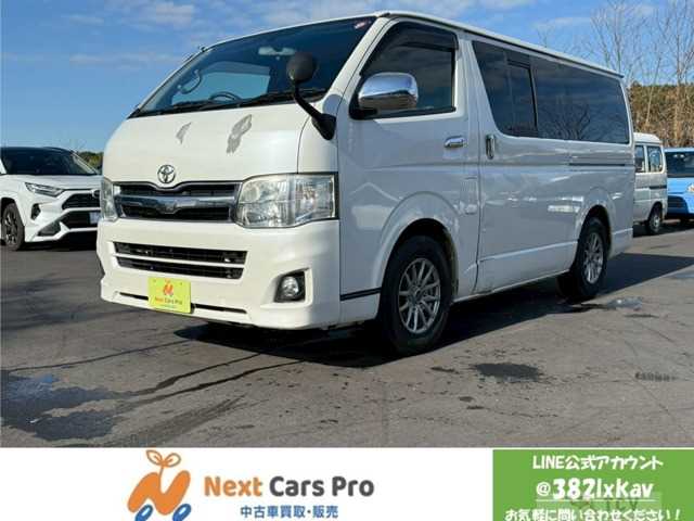 2011 Toyota Regiusace Van