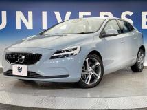 2017 Volvo V40