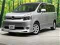 2007 Toyota Voxy