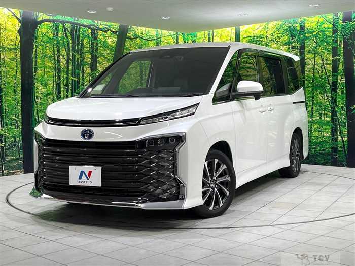 2022 Toyota Voxy