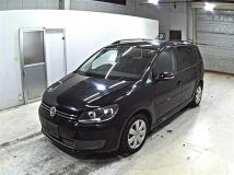 2013 Volkswagen Golf Touran