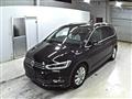 2017 Volkswagen Golf Touran