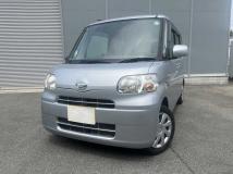 2012 Daihatsu Tanto