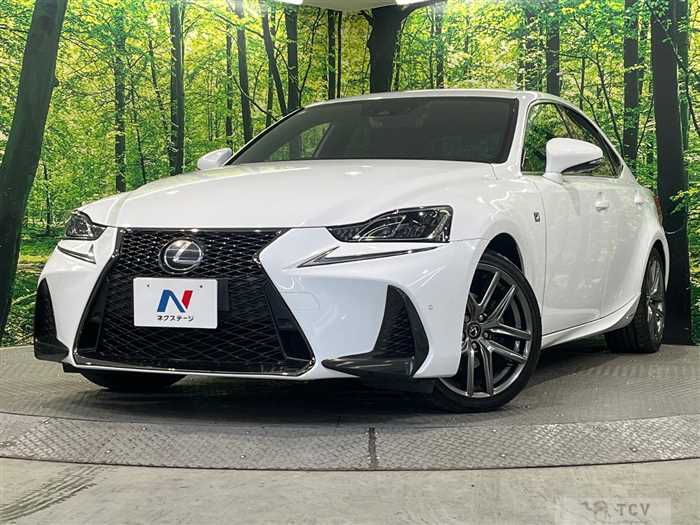 2017 Lexus IS