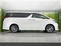 2017 Toyota Alphard Hybrid