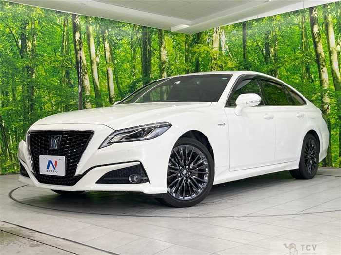 2021 Toyota Crown Hybrid