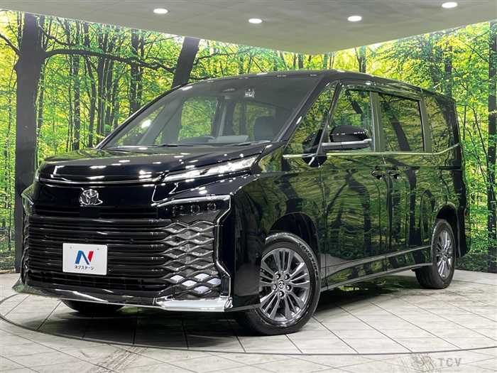 2023 Toyota Voxy