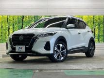 2020 Nissan KIX