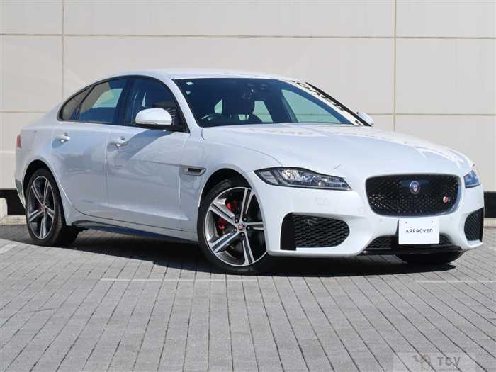 2017 Jaguar XF