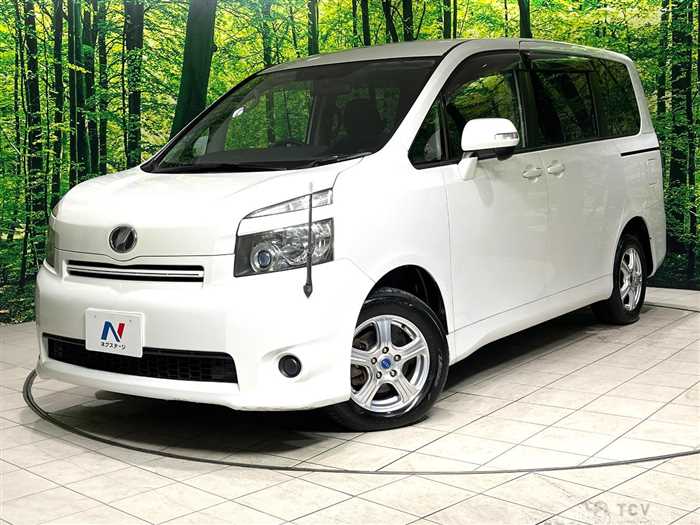 2007 Toyota Voxy