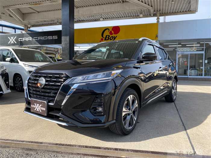 2022 Nissan KIX