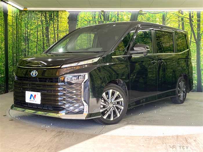 2023 Toyota Voxy