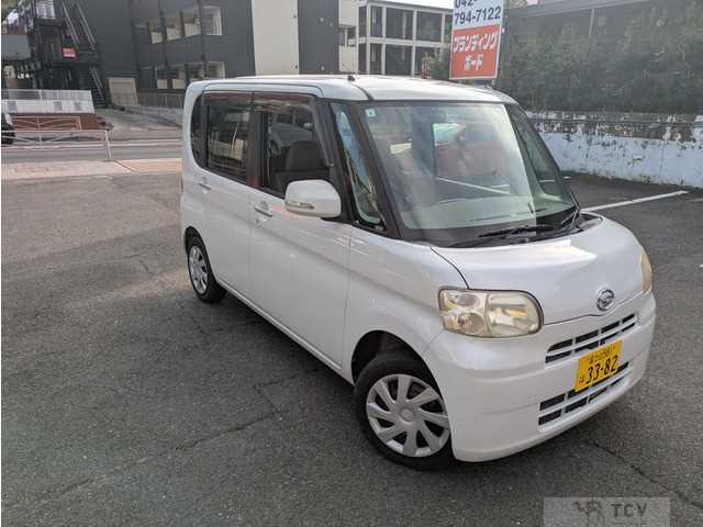 2011 Daihatsu Tanto