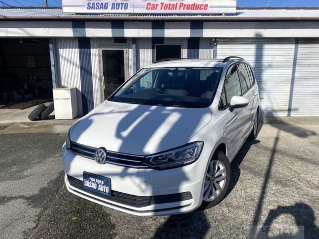 2016 Volkswagen Golf Touran