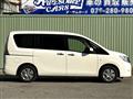 2012 Nissan Serena