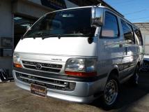2004 Toyota Hiace Van