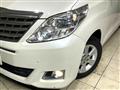 2013 Toyota Alphard