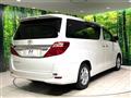 2013 Toyota Alphard