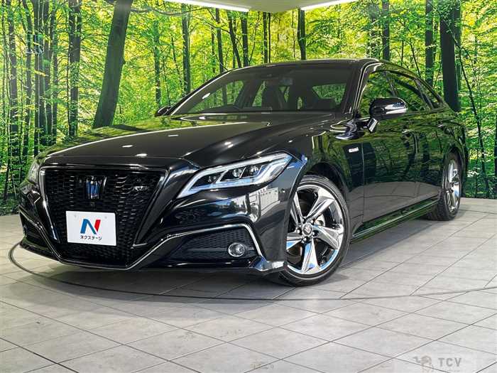 2018 Toyota Crown Hybrid