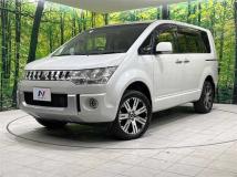 2013 Mitsubishi Delica D5