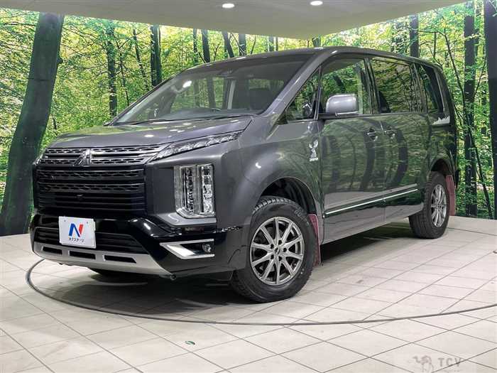 2020 Mitsubishi Delica D5