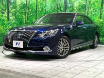 2014 Toyota Crown Majesta