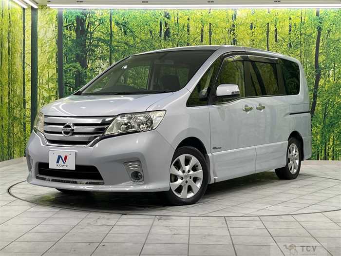 2012 Nissan Serena