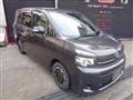 2013 Toyota Voxy