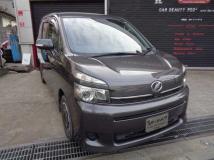 2013 Toyota Voxy