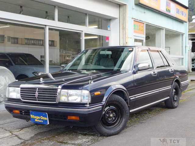 2002 Nissan Cedric Sedan