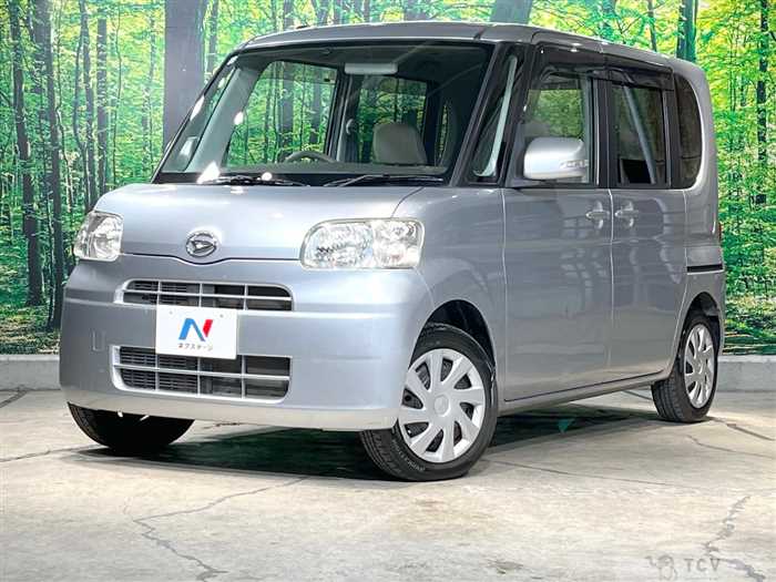 2011 Daihatsu Tanto