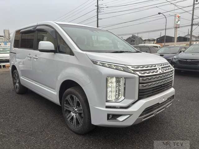 2024 Mitsubishi Delica D5