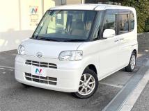 2011 Daihatsu Tanto
