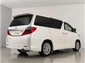 2013 Toyota Alphard G