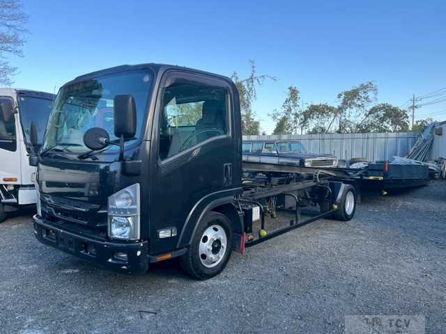 2018 Isuzu Isuzu Others