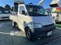2011 Toyota Liteace Truck