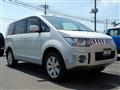 2016 Mitsubishi Delica D5