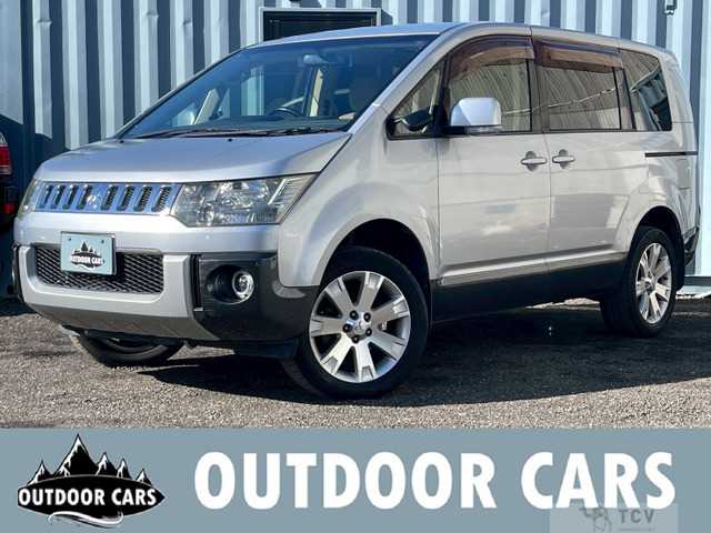 2012 Mitsubishi Delica D5