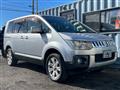 2012 Mitsubishi Delica D5