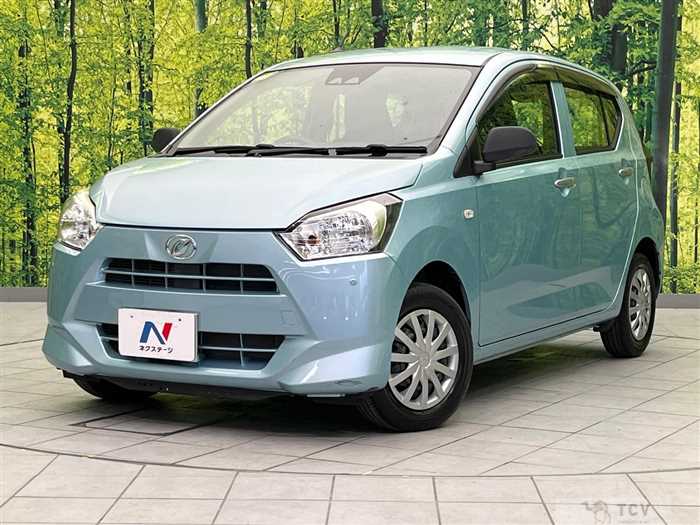 2018 Daihatsu Mira Es