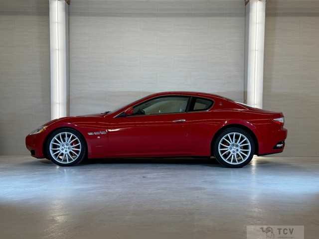 2011 Maserati Granturismo