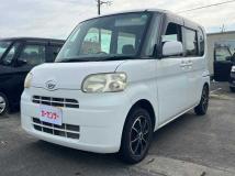 2011 Daihatsu Tanto