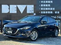 2016 Mazda Axela
