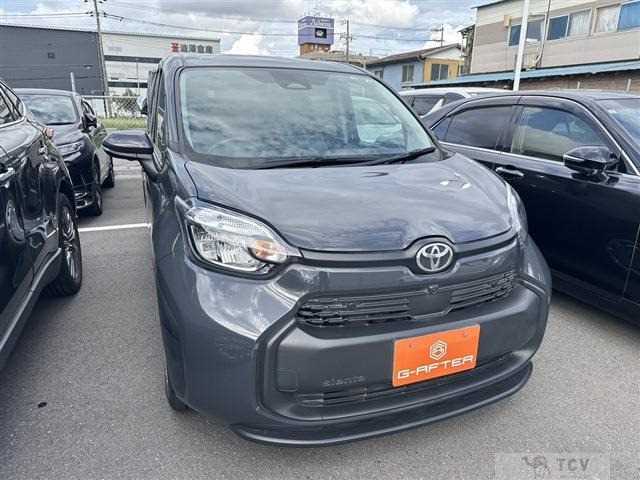 2022 Toyota Sienta