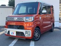 2014 Daihatsu WAKE