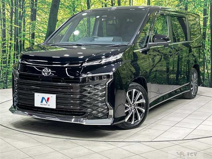 2023 Toyota Voxy