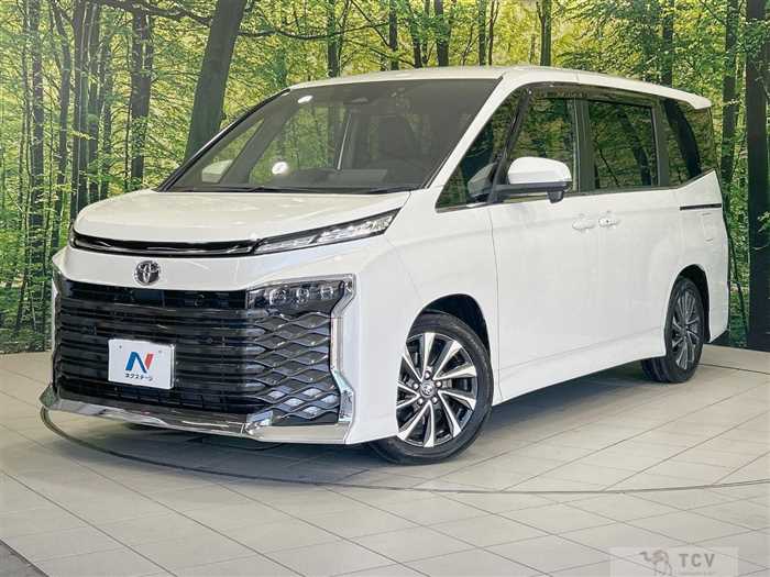 2023 Toyota Voxy