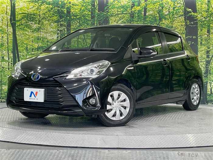 2017 Toyota Vitz