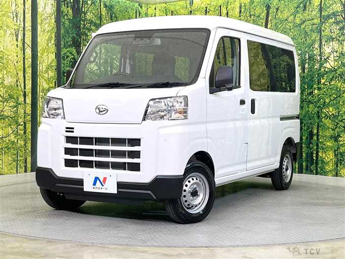2025 Daihatsu Hijet Cargo