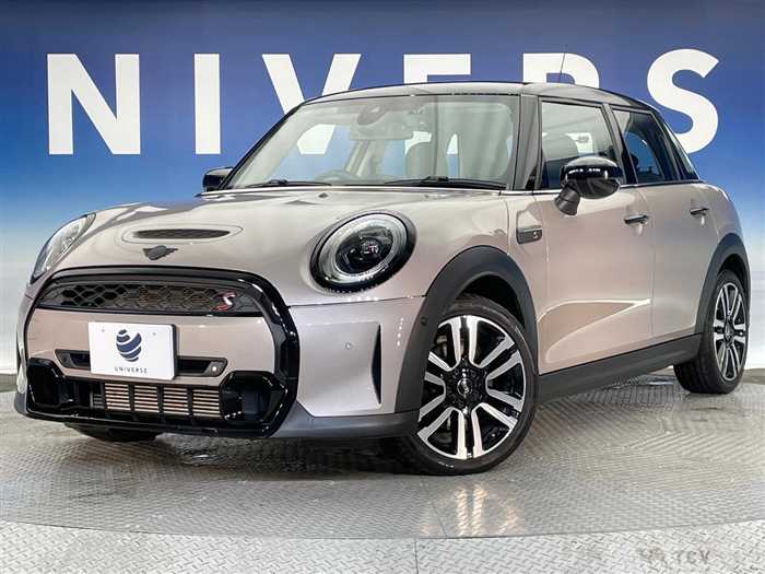 2021 U.K. Others U.K. Others